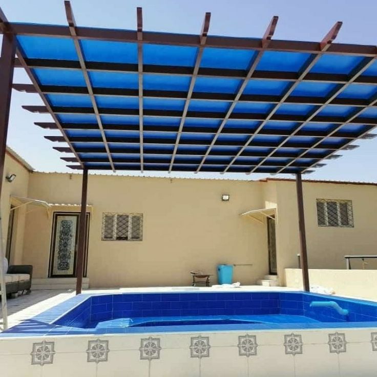 مظلات مسابح لكسان الرياض