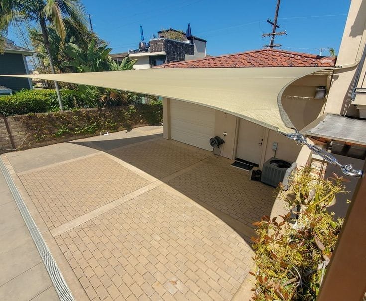 تركيب مظلات شد إنشائي الرياض | جودة عالية وأسعار تنافسية