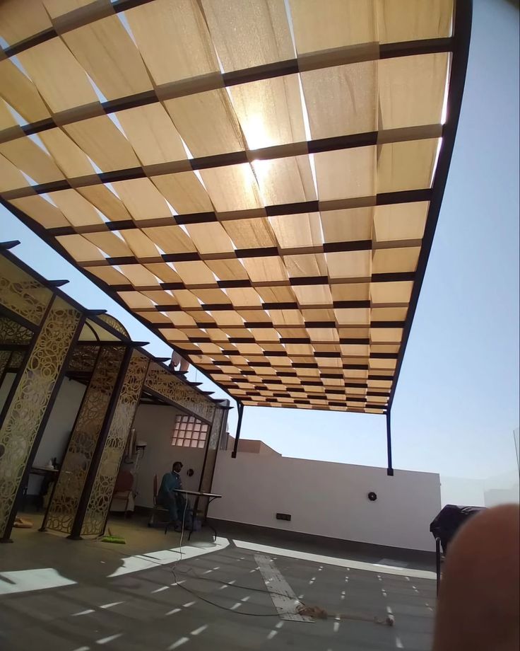 مظلات خارجية