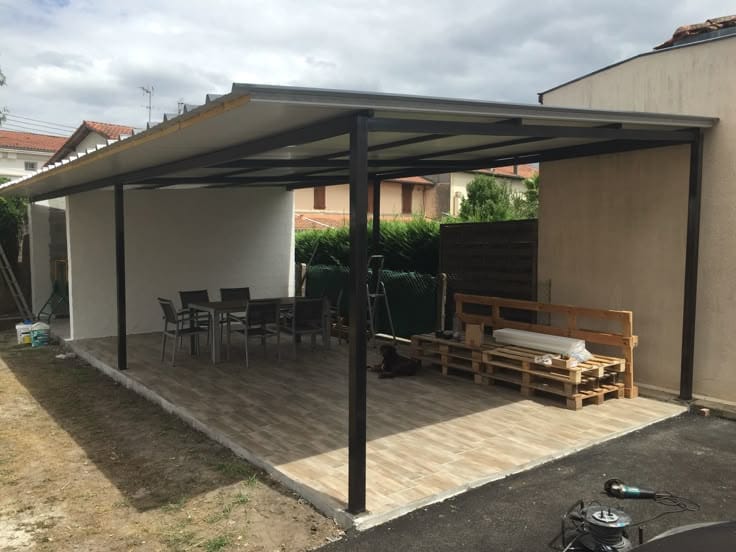 مظلات خارجية